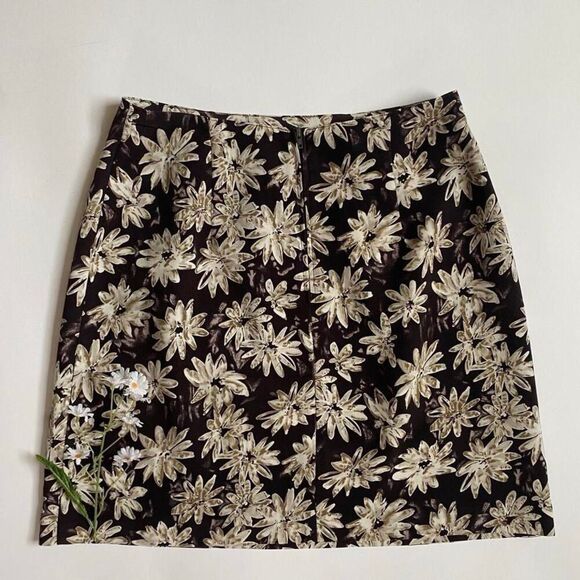 SOLD - Picture 2 of 8